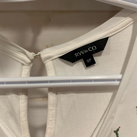 RW&CO. | White Cactus Print Short Sleeve Top - Picture 5 of 7